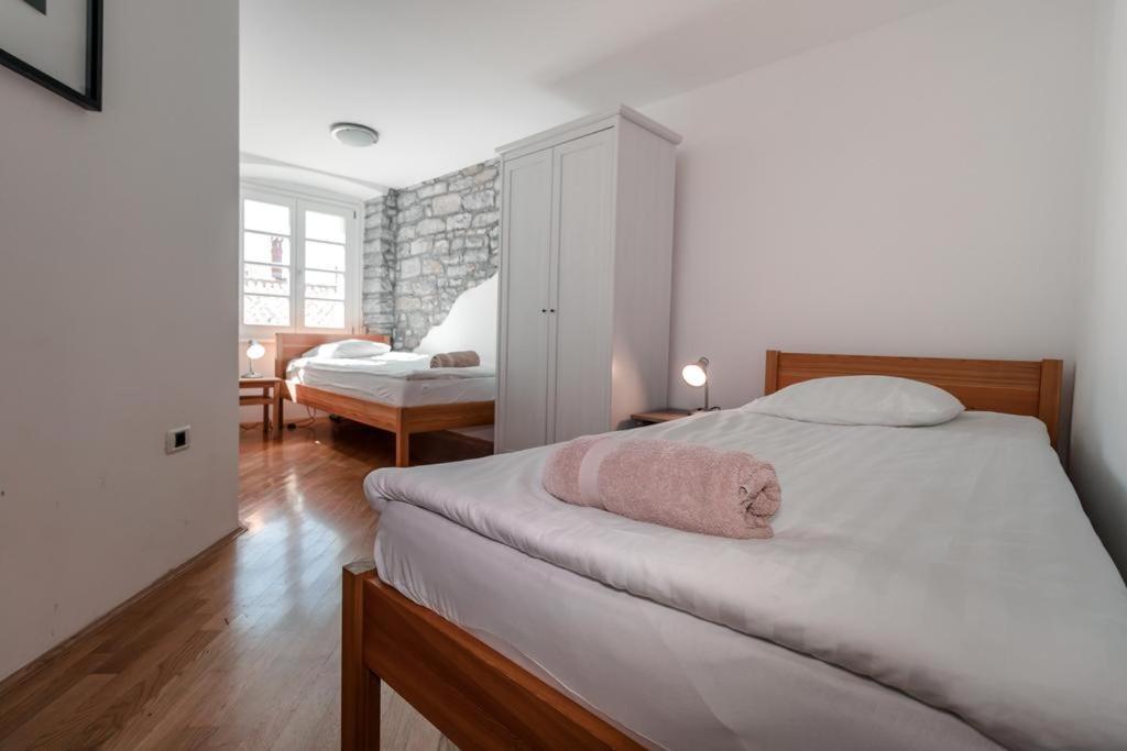 Apartments Artemus Music Piran Bagian luar foto